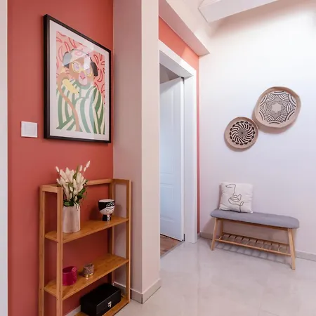 Turnkey I Letna Park Apartment *