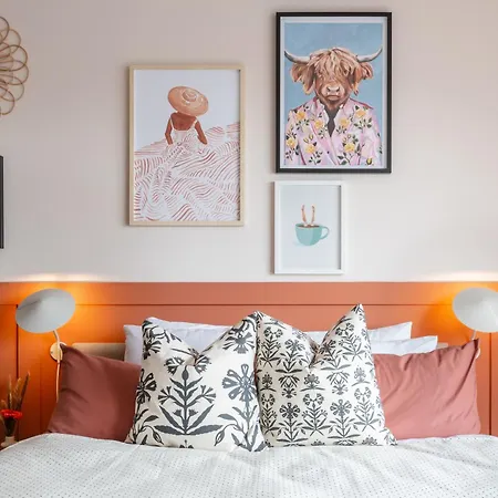 Turnkey I Letna Park Apartment