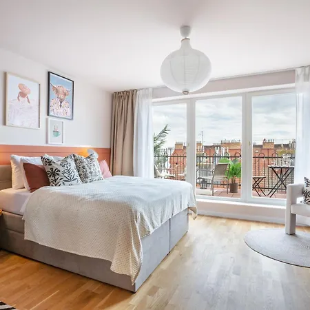 Turnkey I Letna Park Apartamento